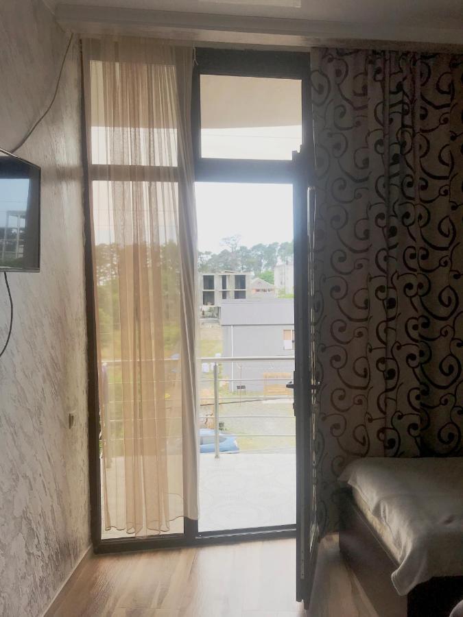 Tiktok House 호텔 코불레티 외부 사진