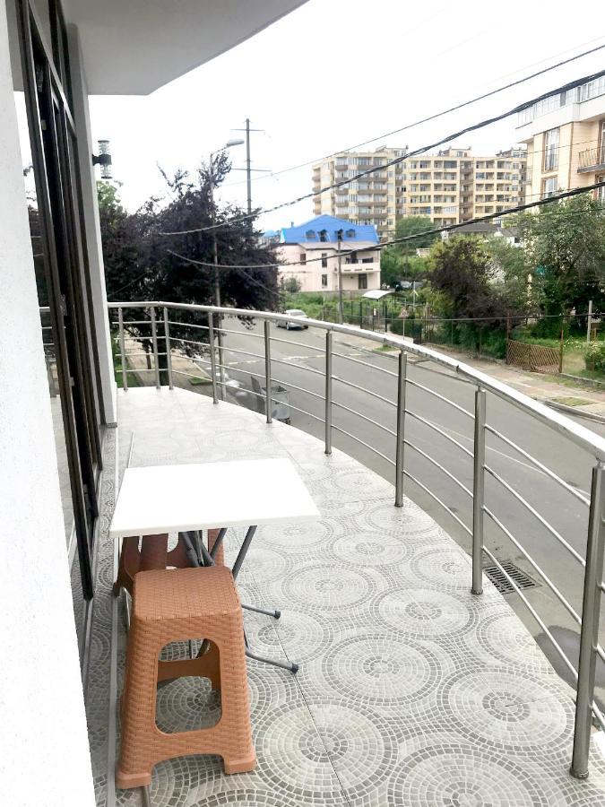 Tiktok House 호텔 코불레티 외부 사진